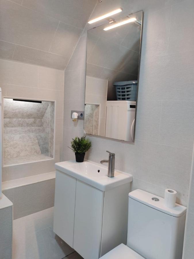 Torremolinos Centro Beach Apartment Luaran gambar